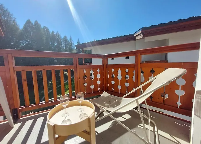 Moderne Au Pied Des Pistes, 4 Personnes, - Fr-1-516-210 *