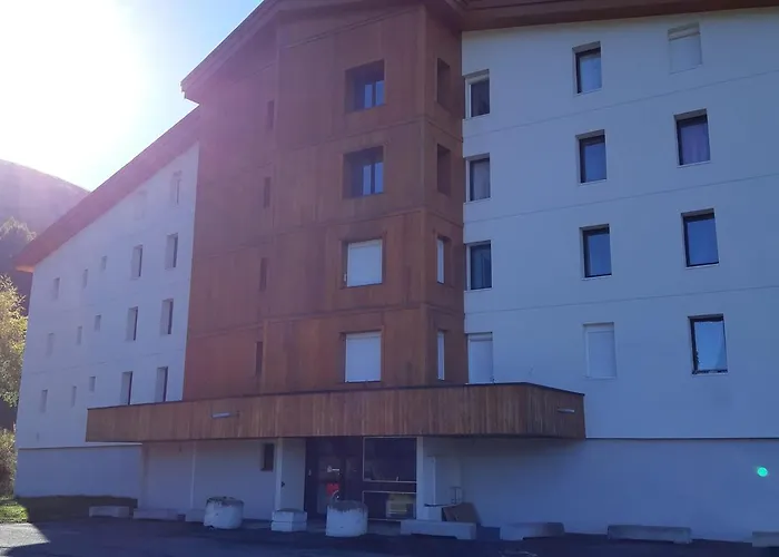 Moderne Au Pied Des Pistes, 4 Personnes, - Fr-1-516-210 Ле дез Альп